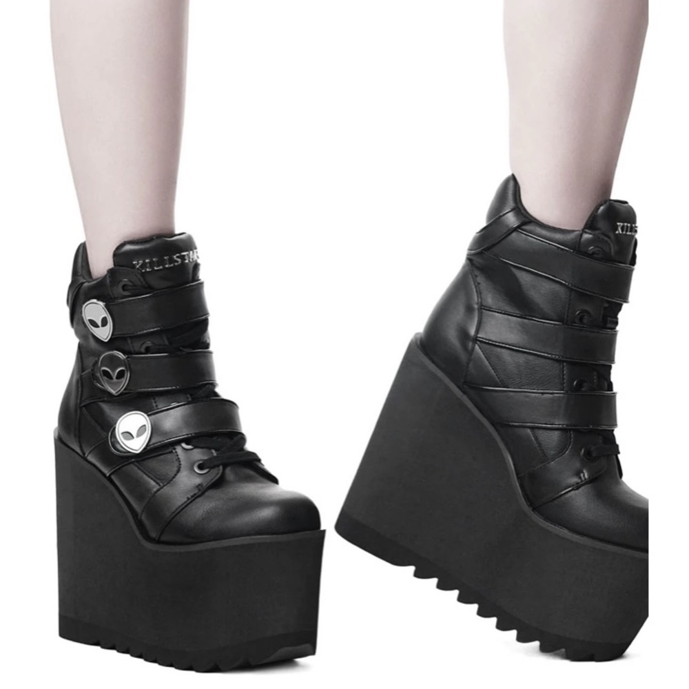 She’s out there wedges